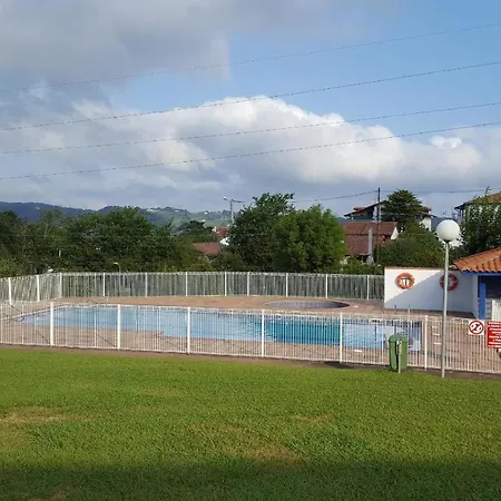 Plage, 6 A 8 Couchages, Piscine 公寓